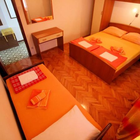 Apartmens Adriana 诺维·维诺多尔斯基 外观 照片